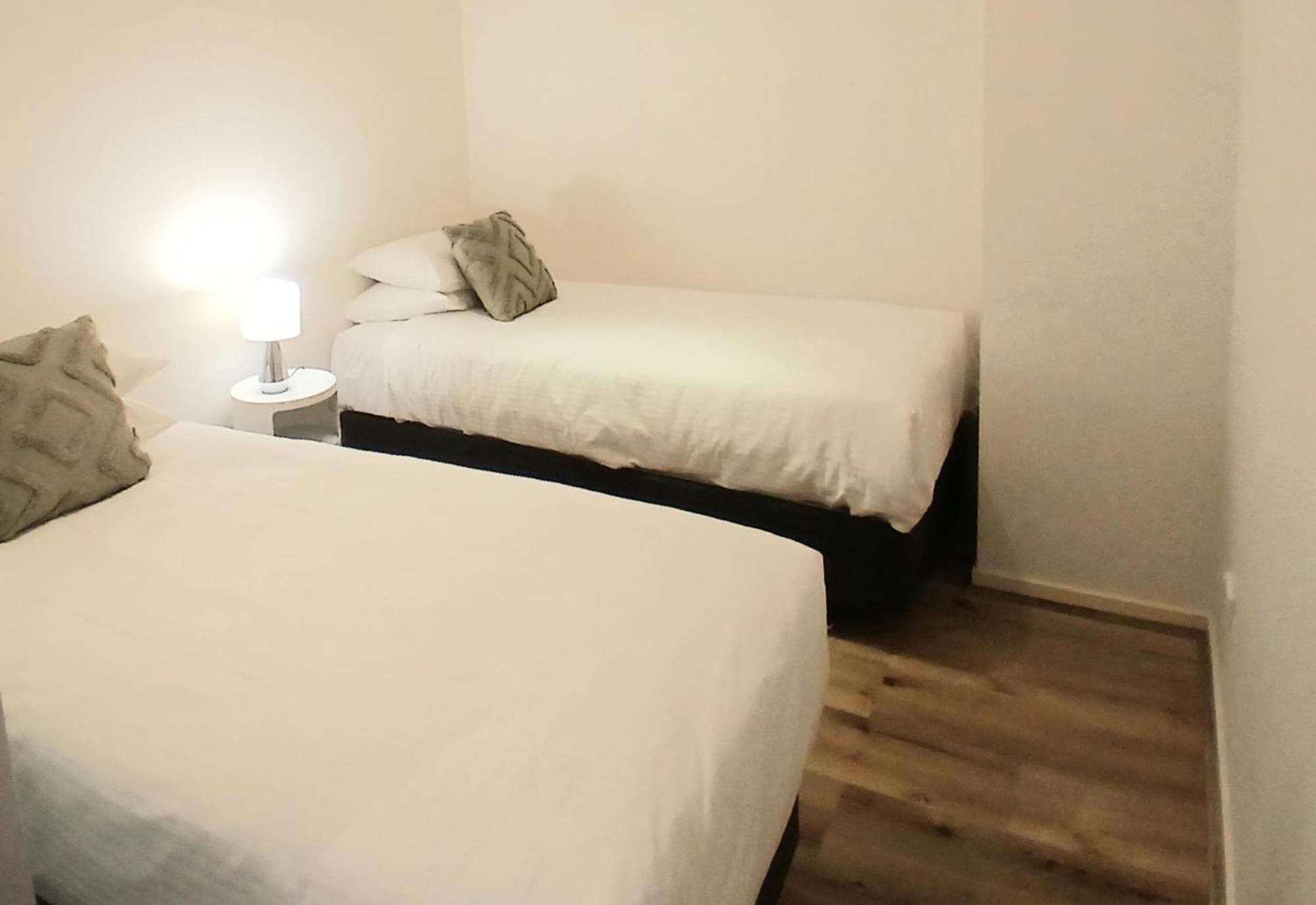 מלבורן Readyset Apartments At Liberty מראה חיצוני תמונה