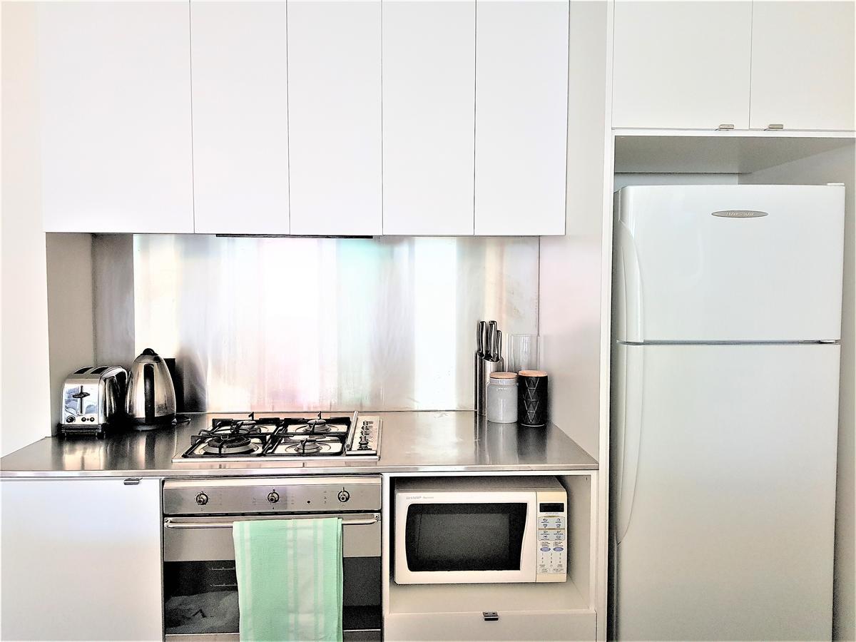 מלבורן Readyset Apartments At Liberty מראה חיצוני תמונה