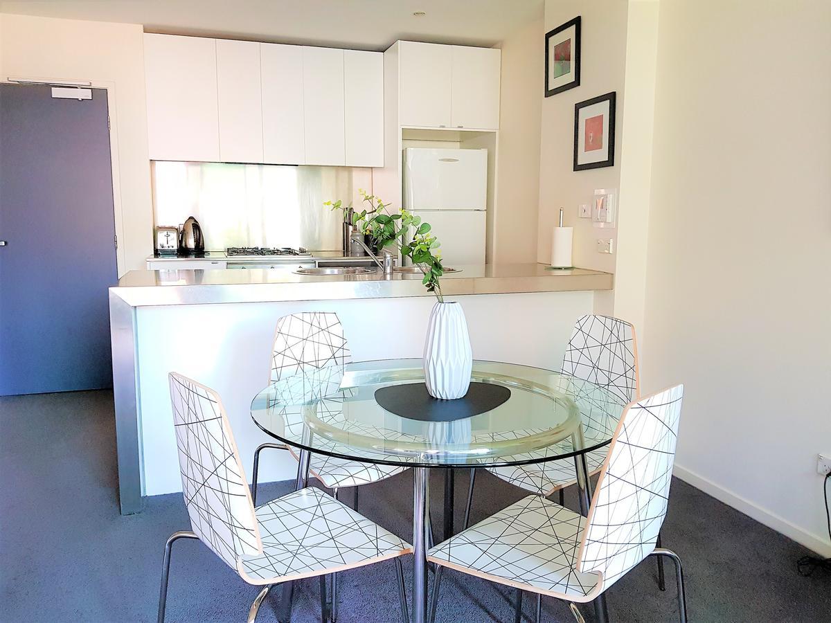 מלבורן Readyset Apartments At Liberty מראה חיצוני תמונה